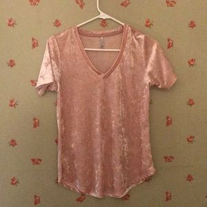 Super cute baby pink velvet top!